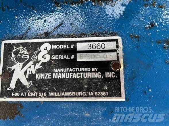 Kinze 3660ASD Cажалки