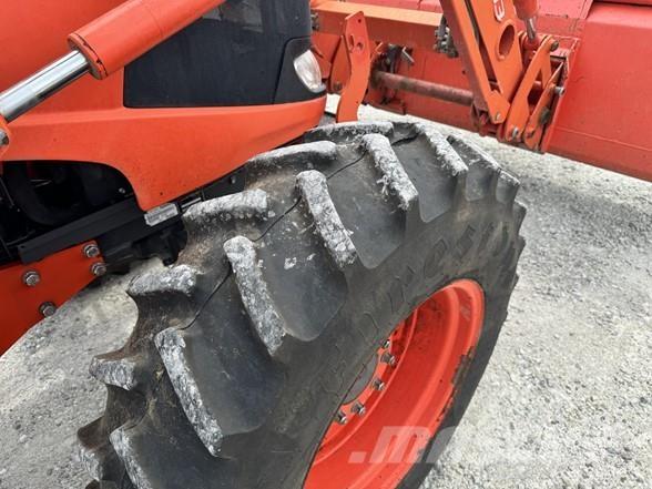 Kubota M110X Трактори
