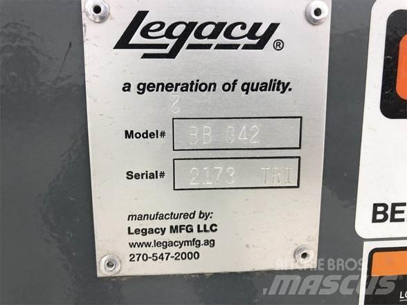  LEGACY BB G42 Інші причепи