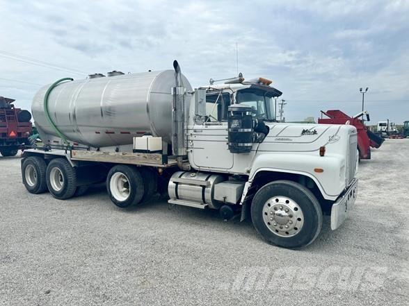 Mack RS600L Будтехніка - Інші