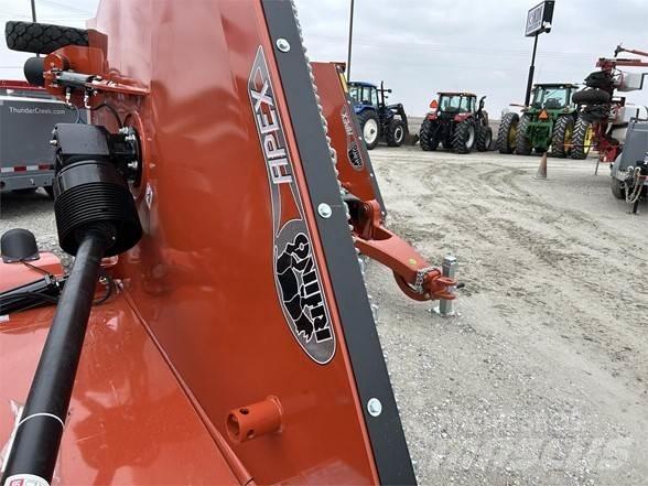 Rhino 3150 Косилки-формувачі
