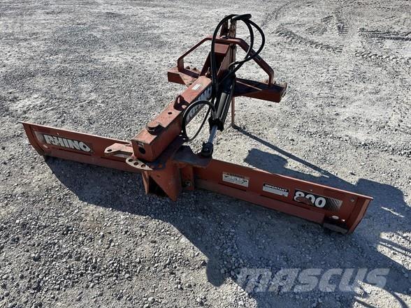 Rhino R800 Інше додаткове обладнання для тракторів