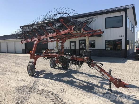 Rhino VRX14 Граблі і сінозворушувачі