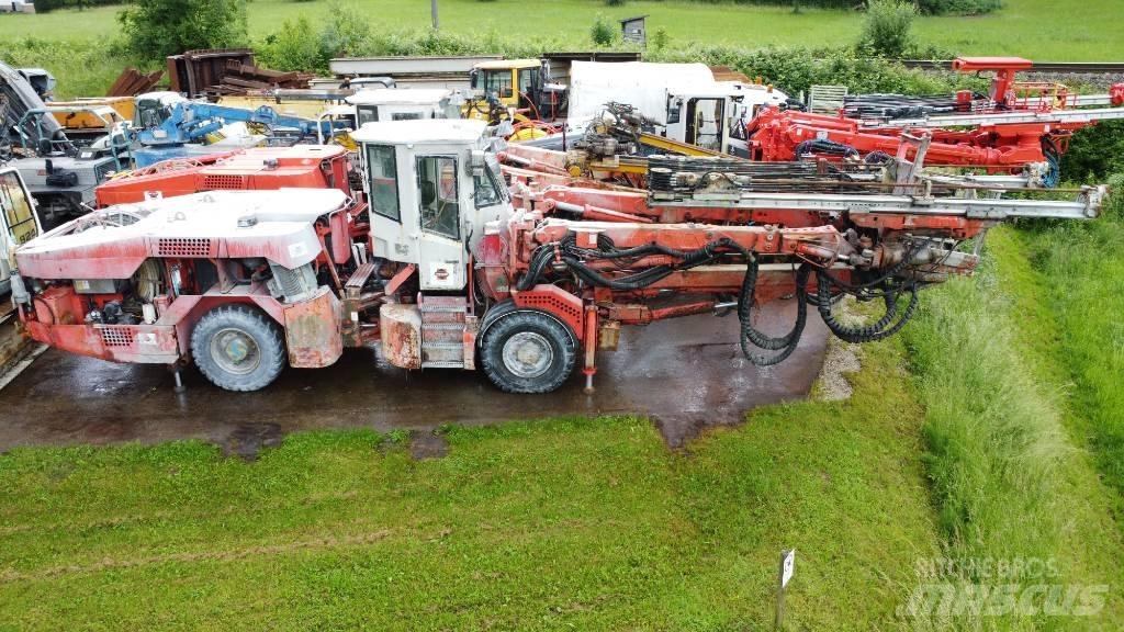 Sandvik DT820SC Тунельні бури