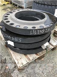 Terex Stenskyddsring Шини