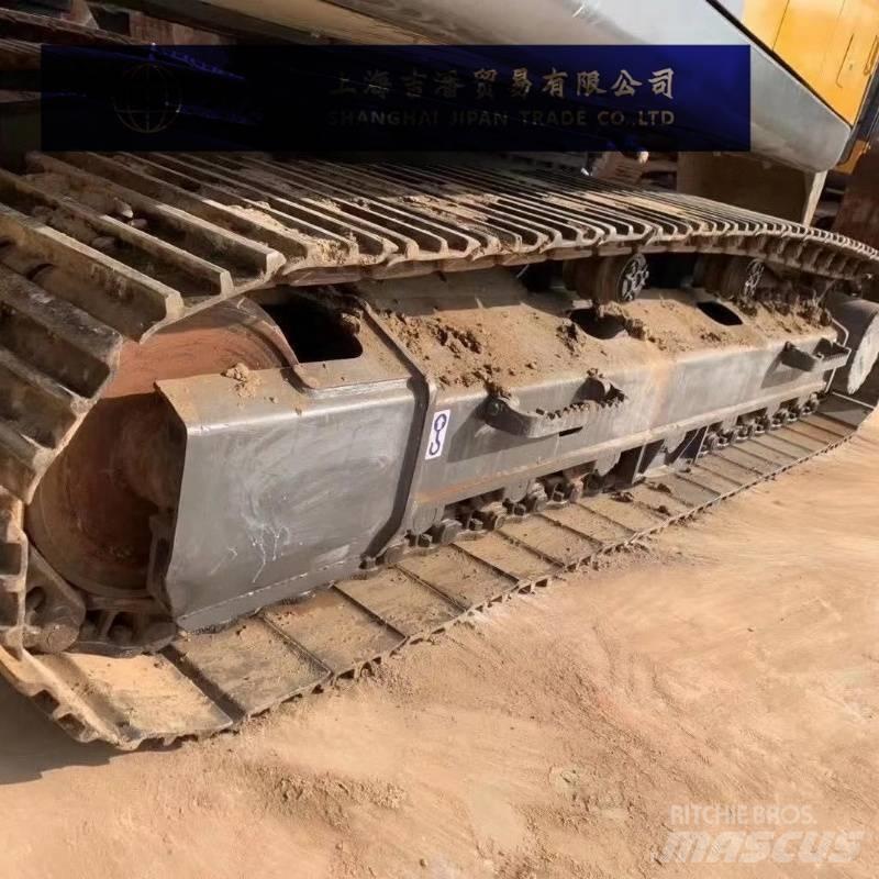 Volvo EC 200 Гусеничні екскаватори