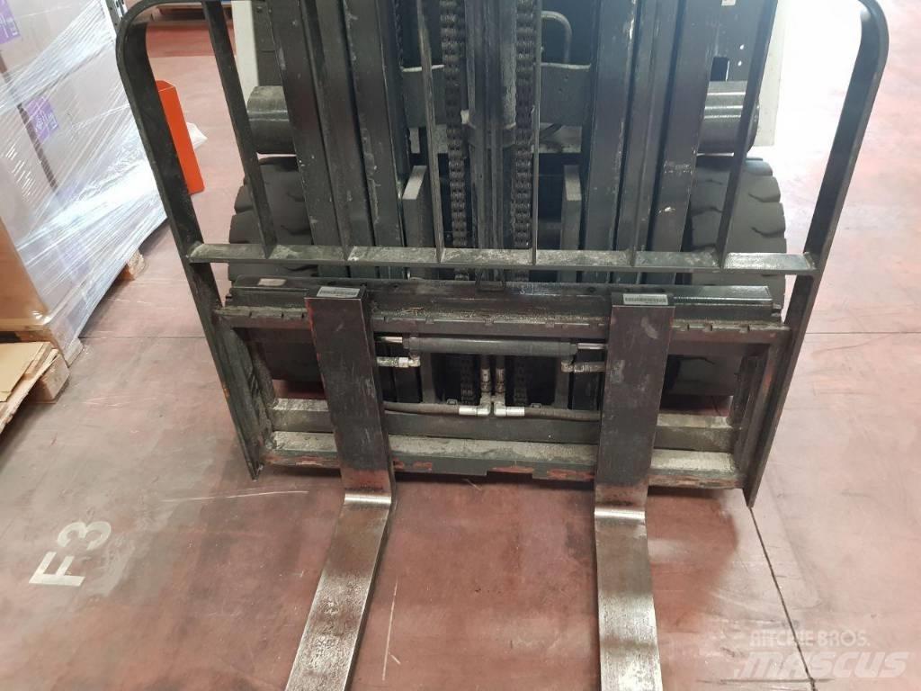 Unicarriers 1Q2L25Q Електронавантажувачі