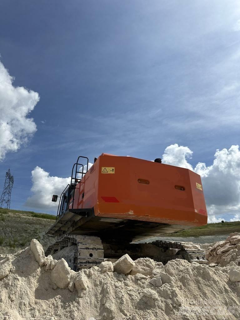 Hitachi ZX 690 LCR-6 Гусеничні екскаватори