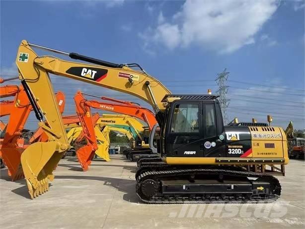 CAT 320 D Гусеничні екскаватори
