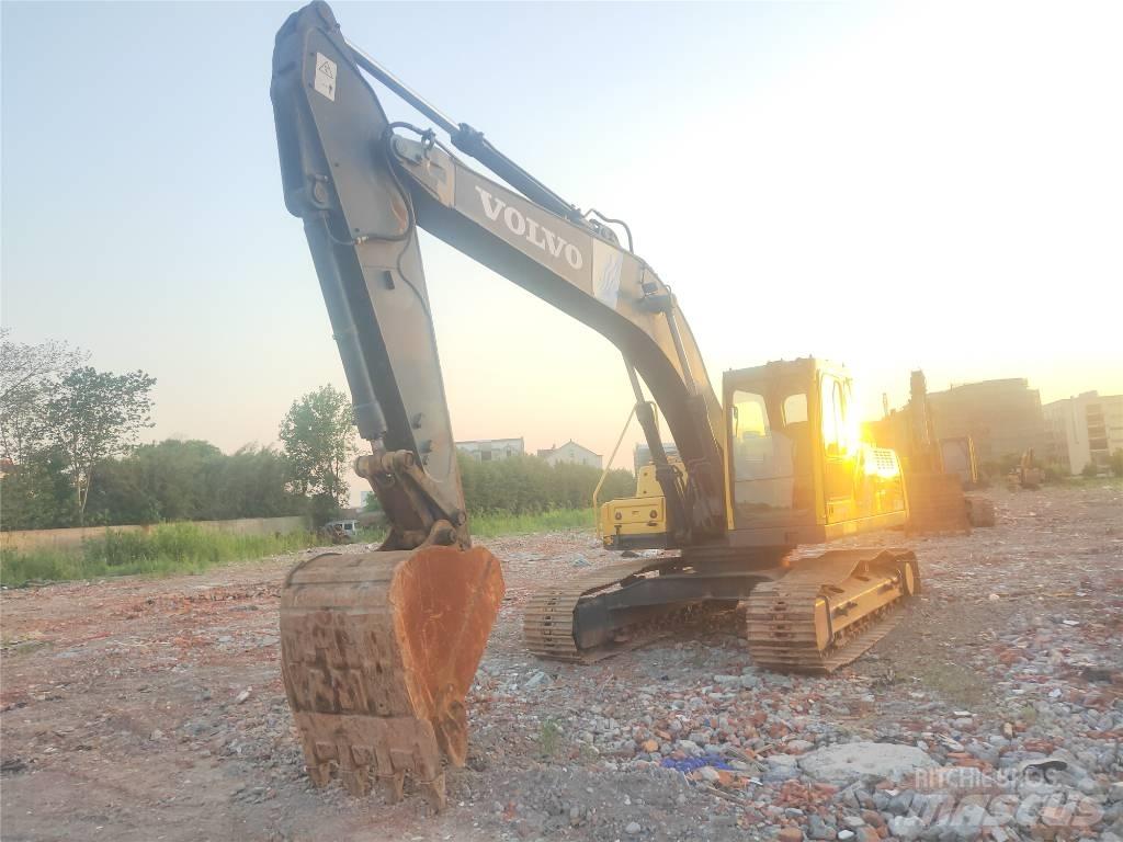 Volvo EC 210 B LC Гусеничні екскаватори