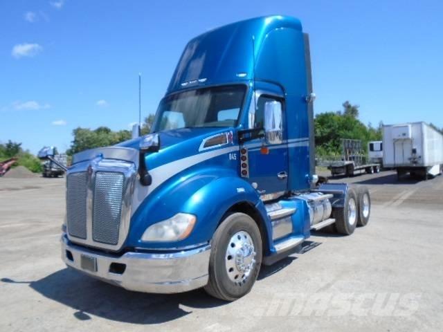 Kenworth T 680 Тягачі