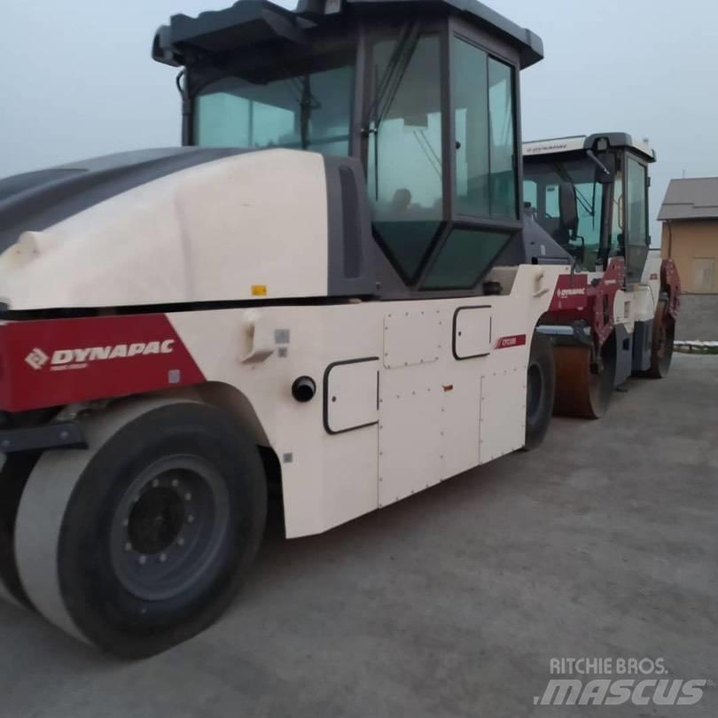 Dynapac CP2100 Пневматичні катки
