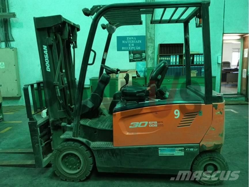 Doosan B 30 X-7 Електронавантажувачі
