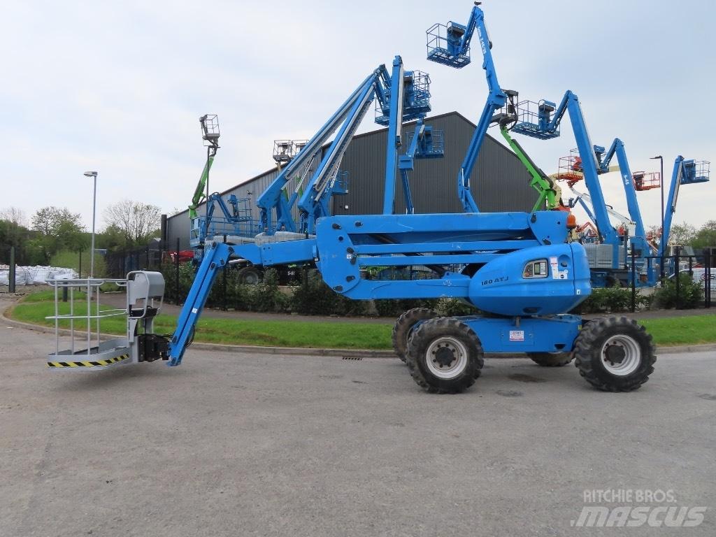 Manitou 180 ATJ Колінчаті підйомники