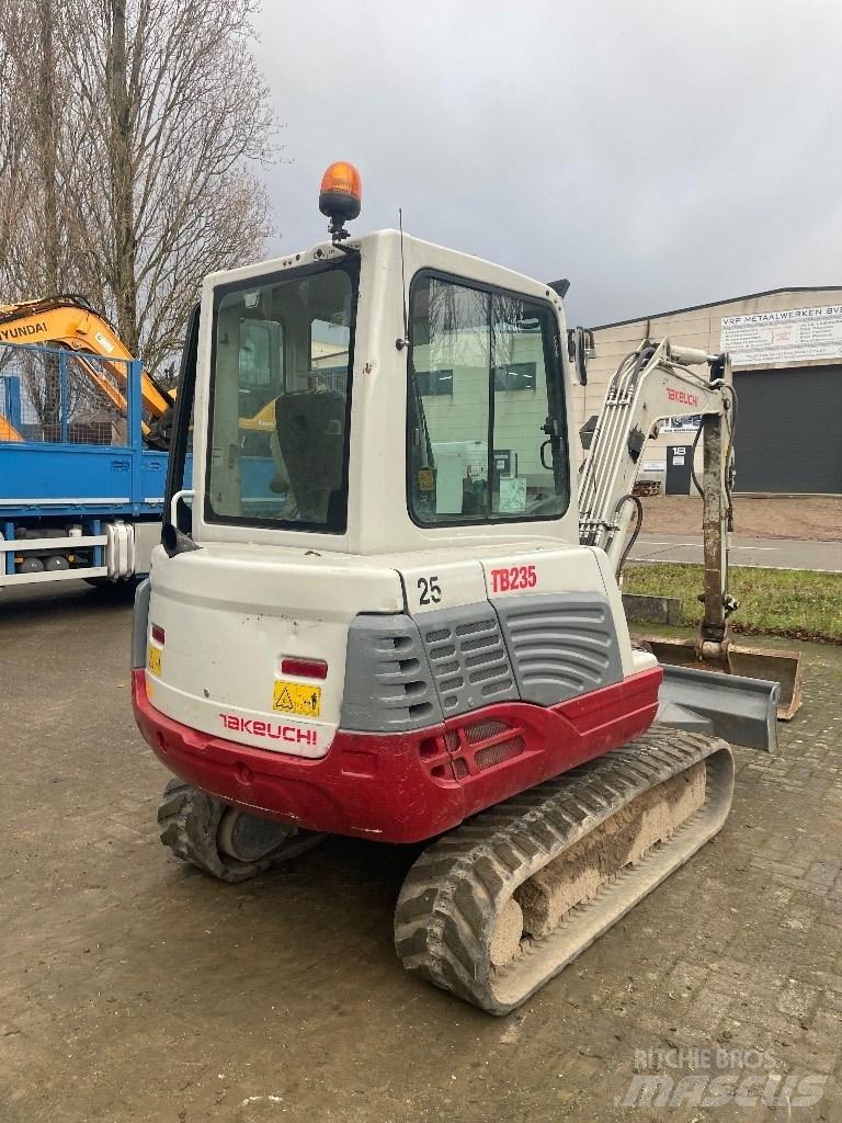 Takeuchi TB 235 Міні-екскаватори < 7т