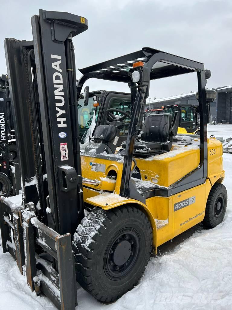 Hyundai 40DS-7 Дизельні навантажувачі