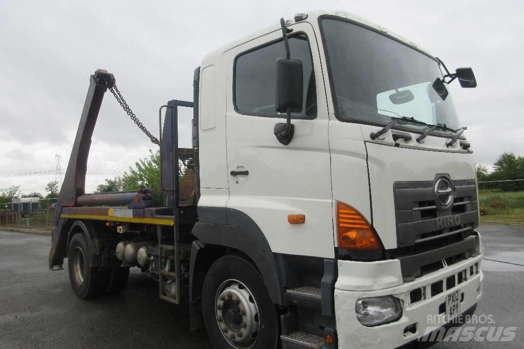 HINO 700 Скіпові навантажувачі