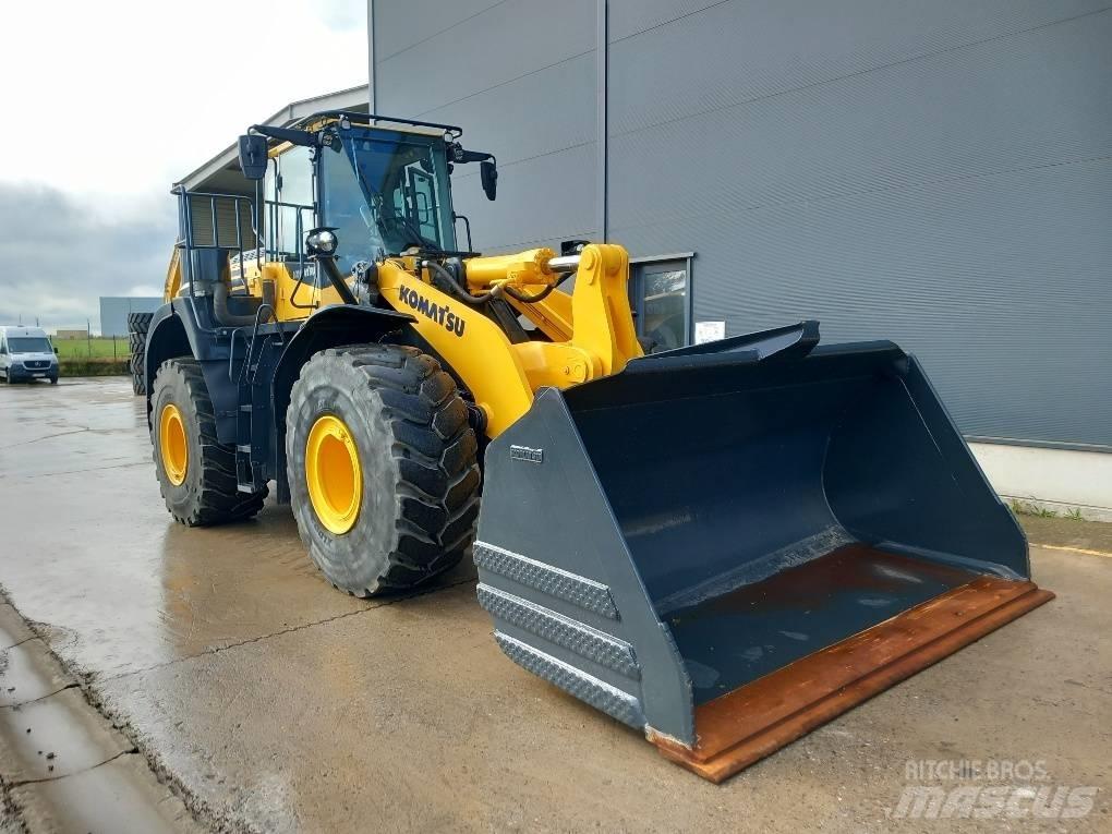 Komatsu WA480-8 Фронтальні навантажувачі