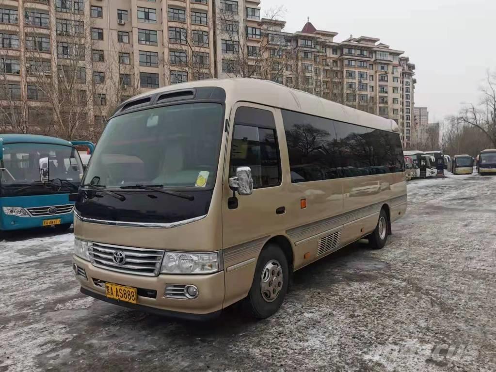 Toyota Coaster Bus Мікроавтобуси