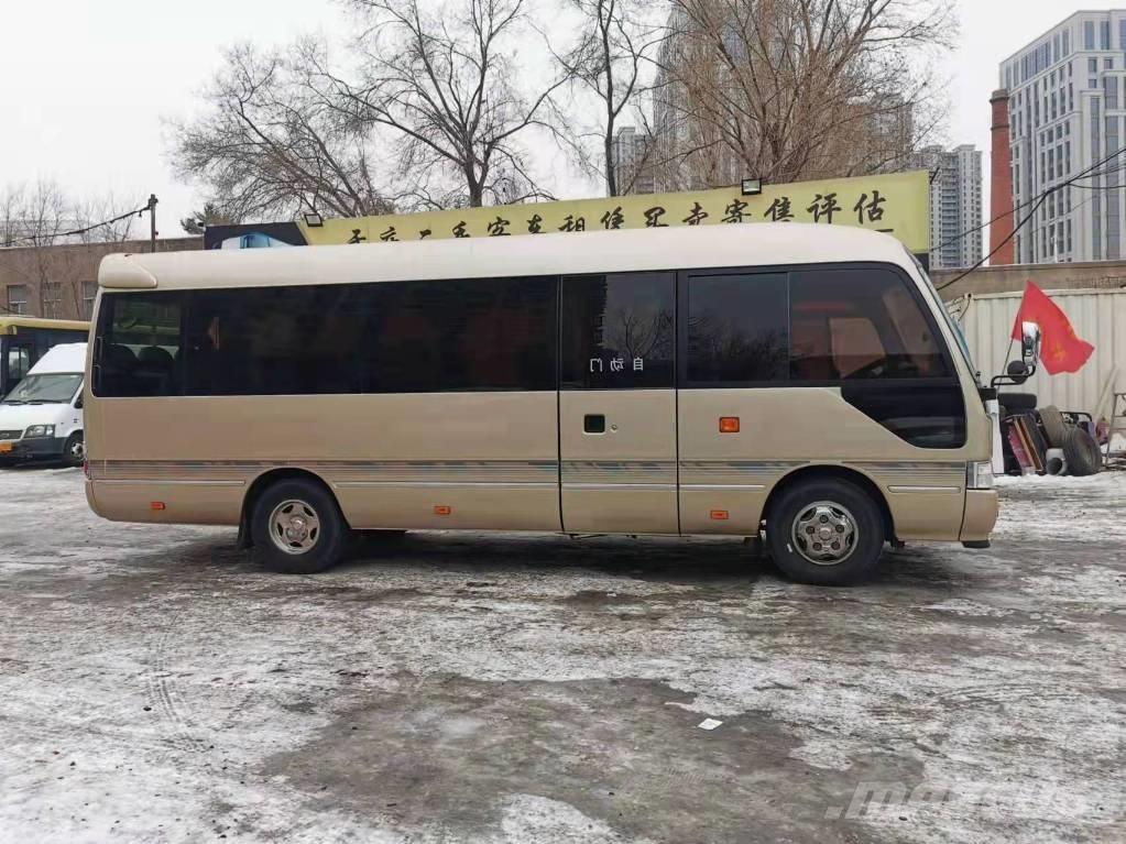 Toyota Coaster Bus Мікроавтобуси