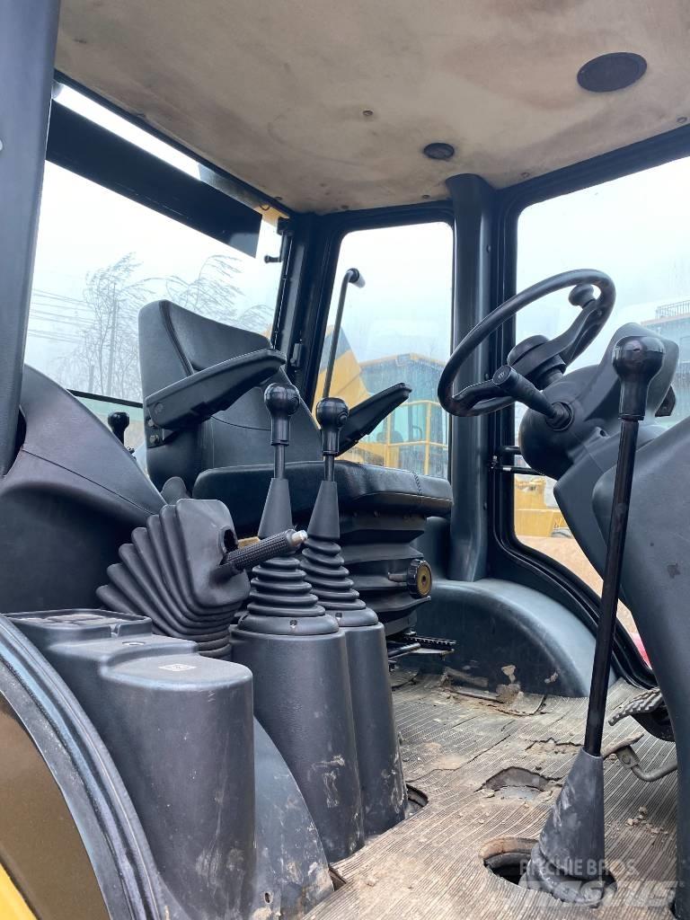 CAT 420 E Екскаватори-навантажувачі