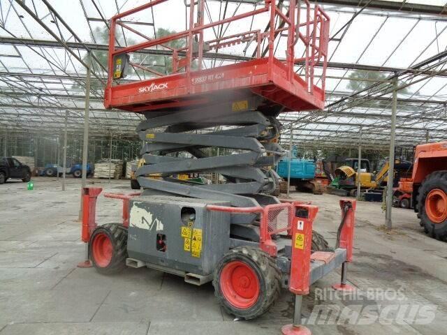 SkyJack SJ 6832 RT Підйомники-ножиці