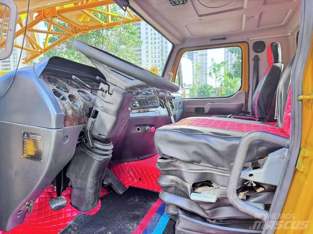 XCMG QY 70 K автокрани
