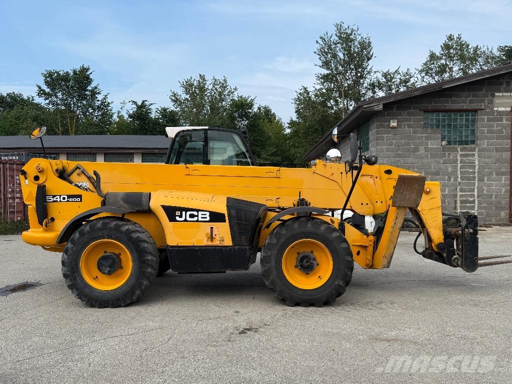 JCB 540-200 Телескопічні навантажувачі