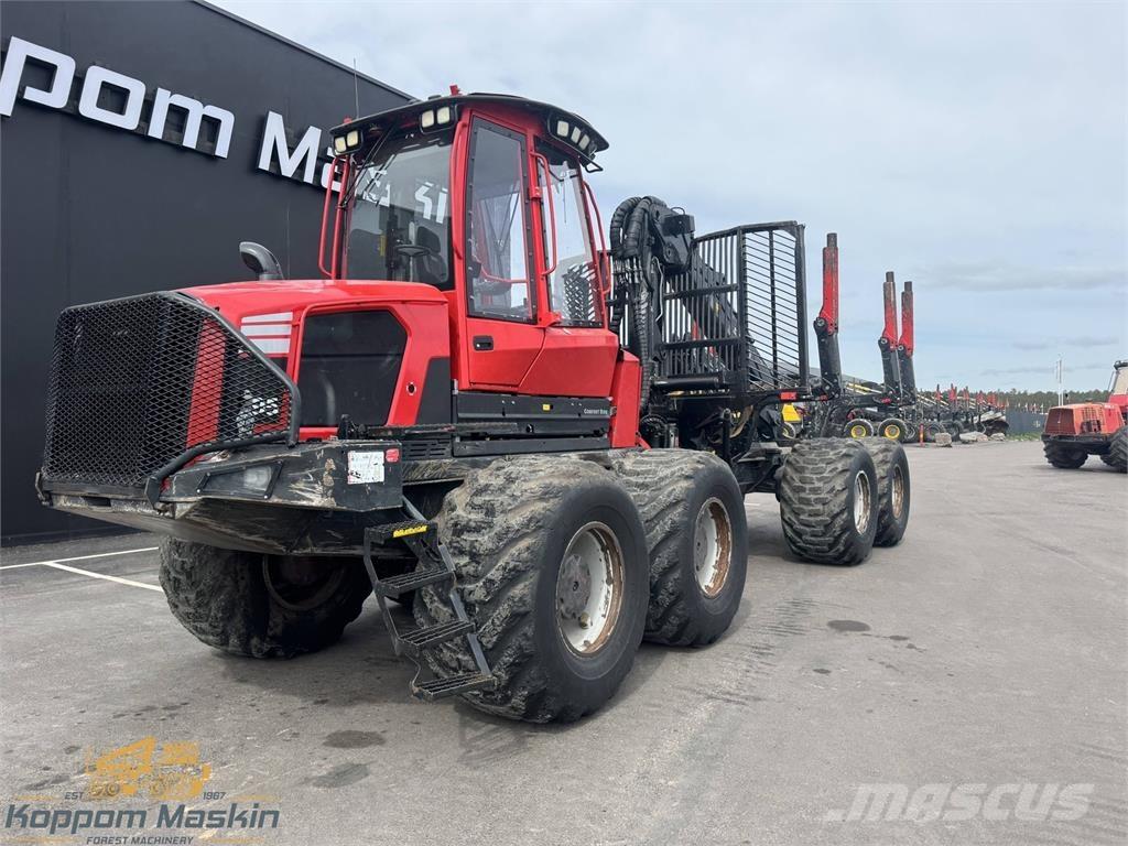 Komatsu 895 Форвардери