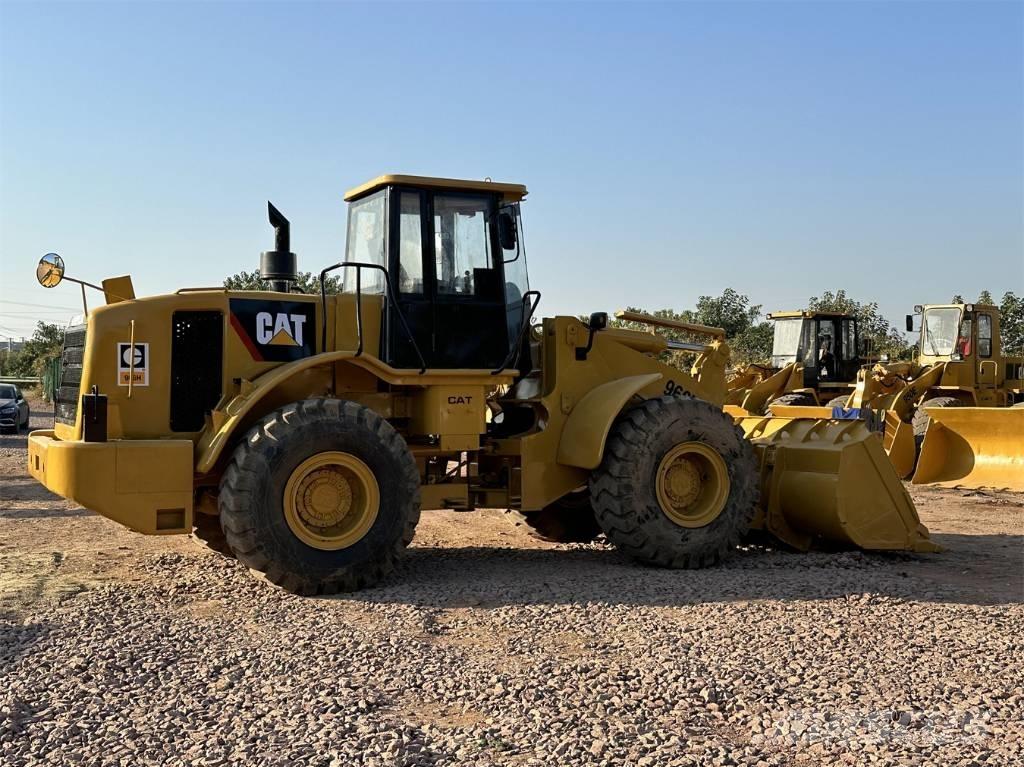 CAT 966H Фронтальні навантажувачі