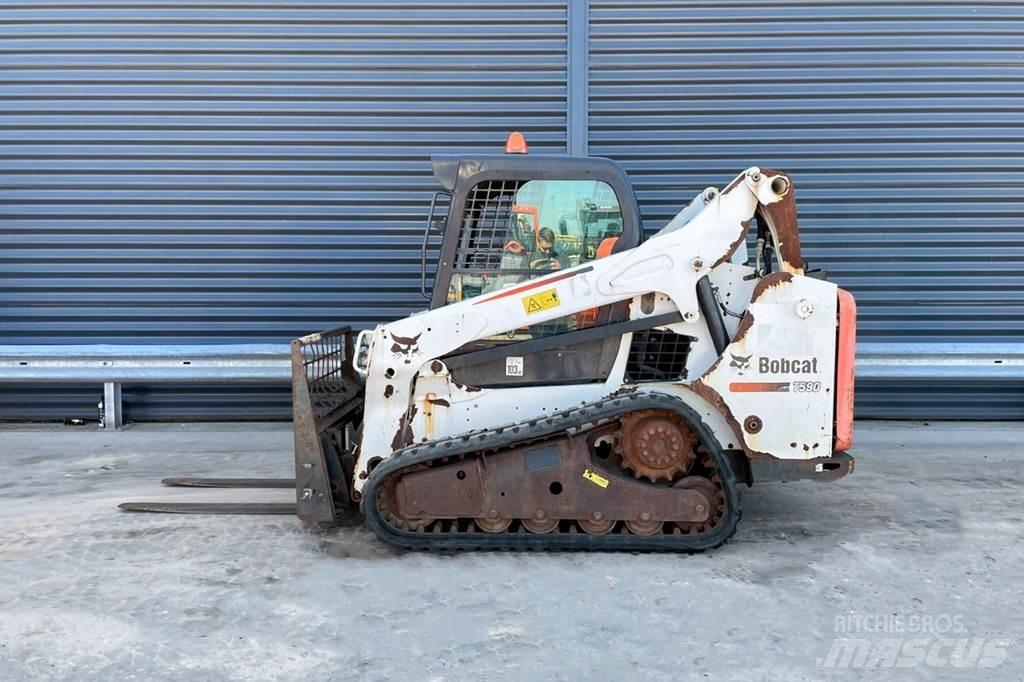 Bobcat T 590 Трельовочні трактора
