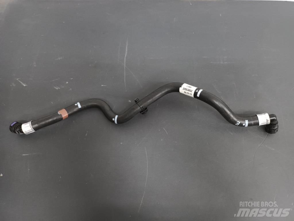 Volvo HOSE 22953852 Двигуни