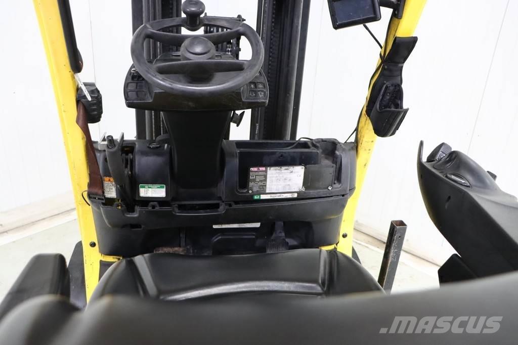 Hyster S3.0FT Газові навантажувачі