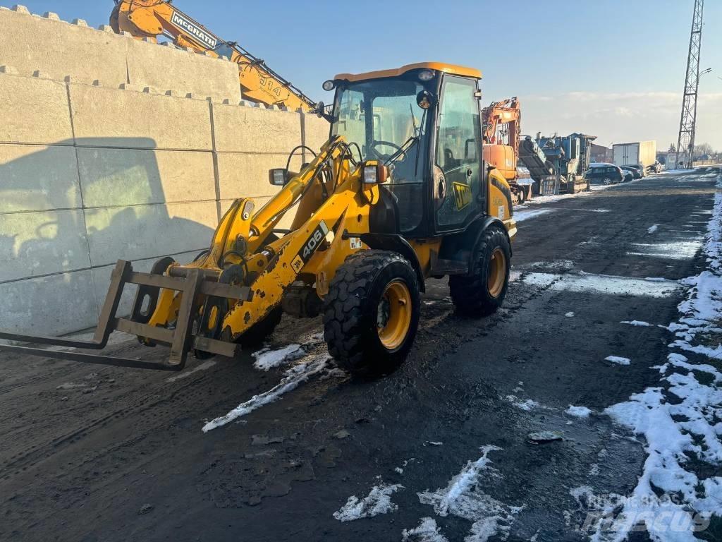 JCB 406 Фронтальні навантажувачі