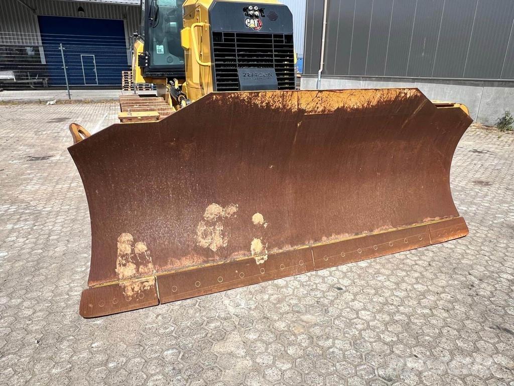 CAT D4-15VP Гусеничні бульдозери