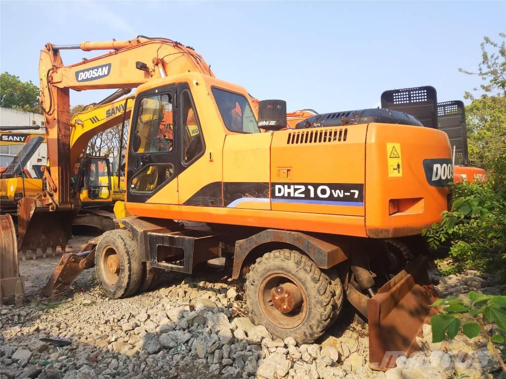 Doosan DH210W-7 Колісні екскаватори
