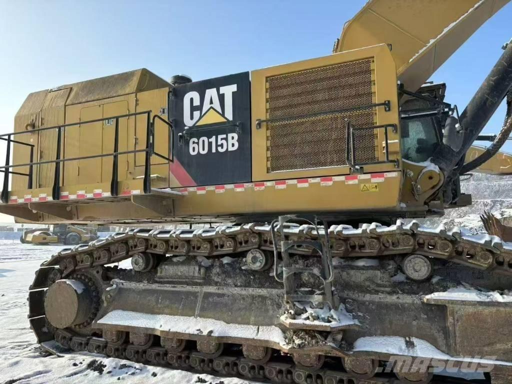 CAT 6015 Гусеничні екскаватори