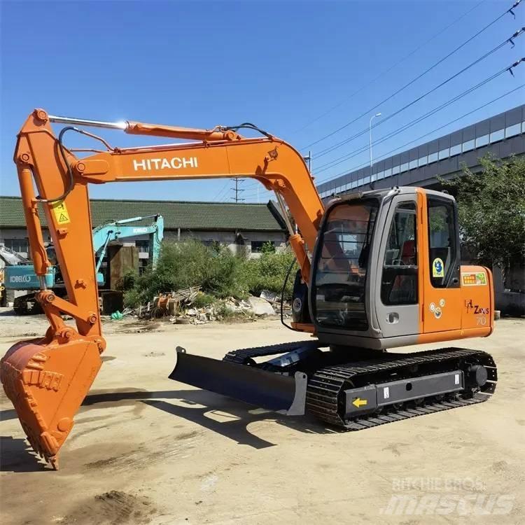Hitachi ZX 70 Міні-екскаватори < 7т