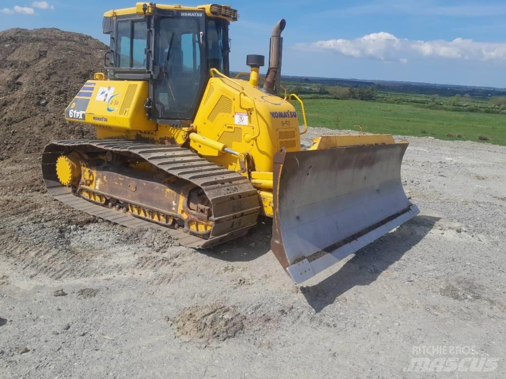 Komatsu D61 PX-24 Гусеничні бульдозери