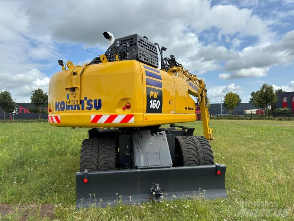 Komatsu PW160-11E0 Колісні екскаватори