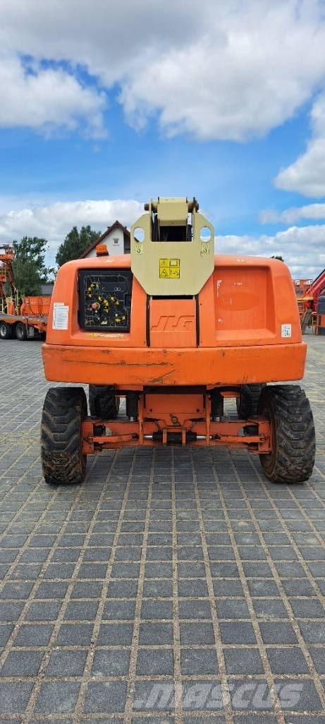 JLG 600AJ Колінчаті підйомники