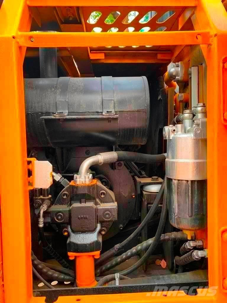 Sany SY 75 C Гусеничні екскаватори