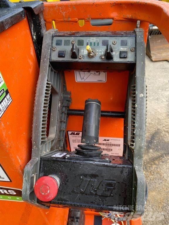 JLG 1230ES Інші підйомники і платформи