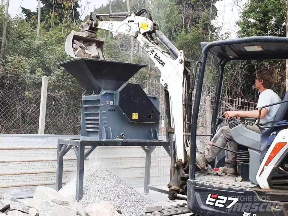 CM Frantoio CR 600 Мобільні дробарки