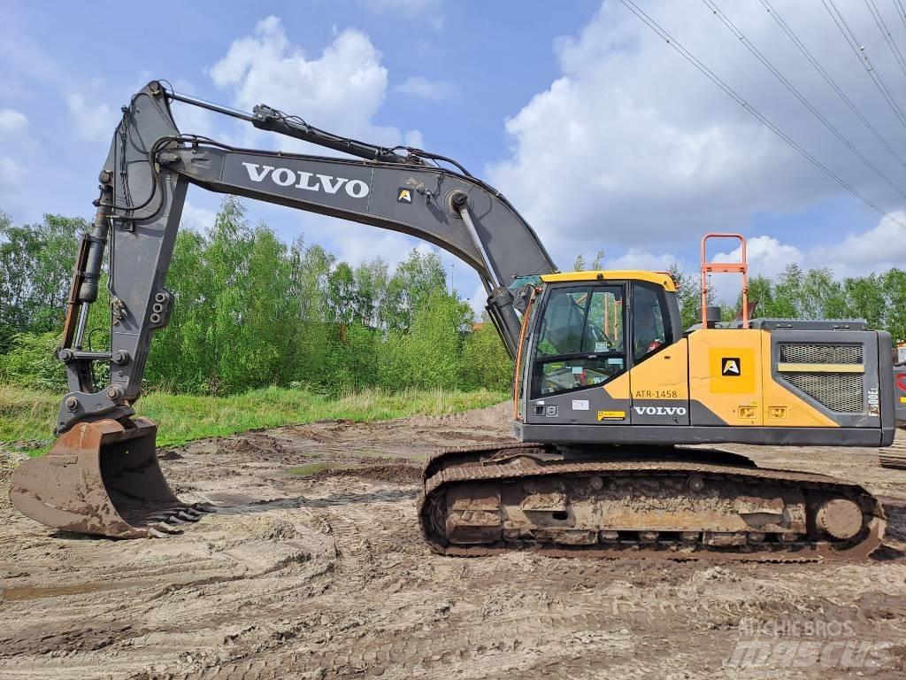 Volvo EC300EL Гусеничні екскаватори