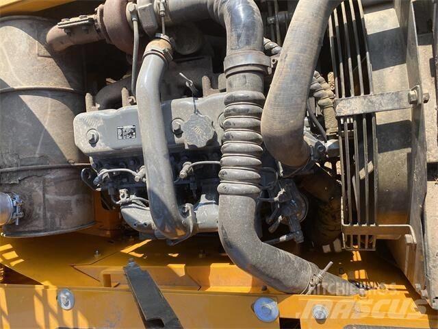 Sany SY135C Колісні екскаватори