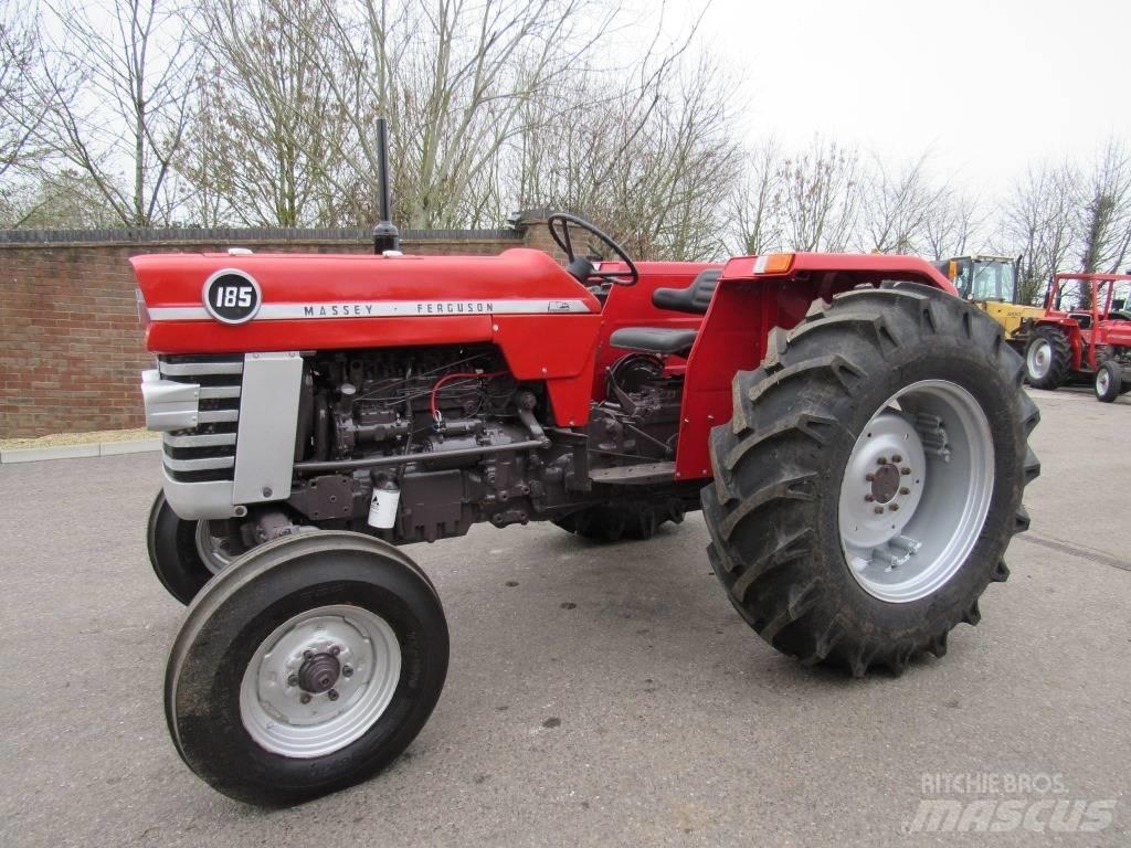 Massey Ferguson 185 Трактори