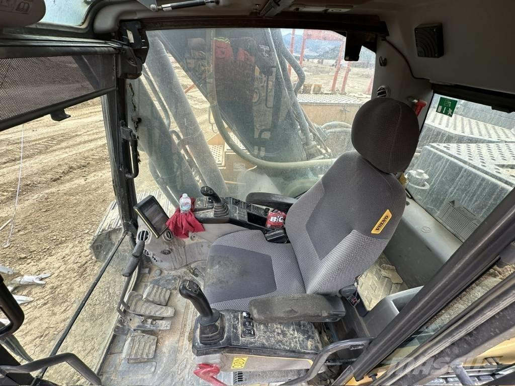 Volvo EC 380 EL Гусеничні екскаватори