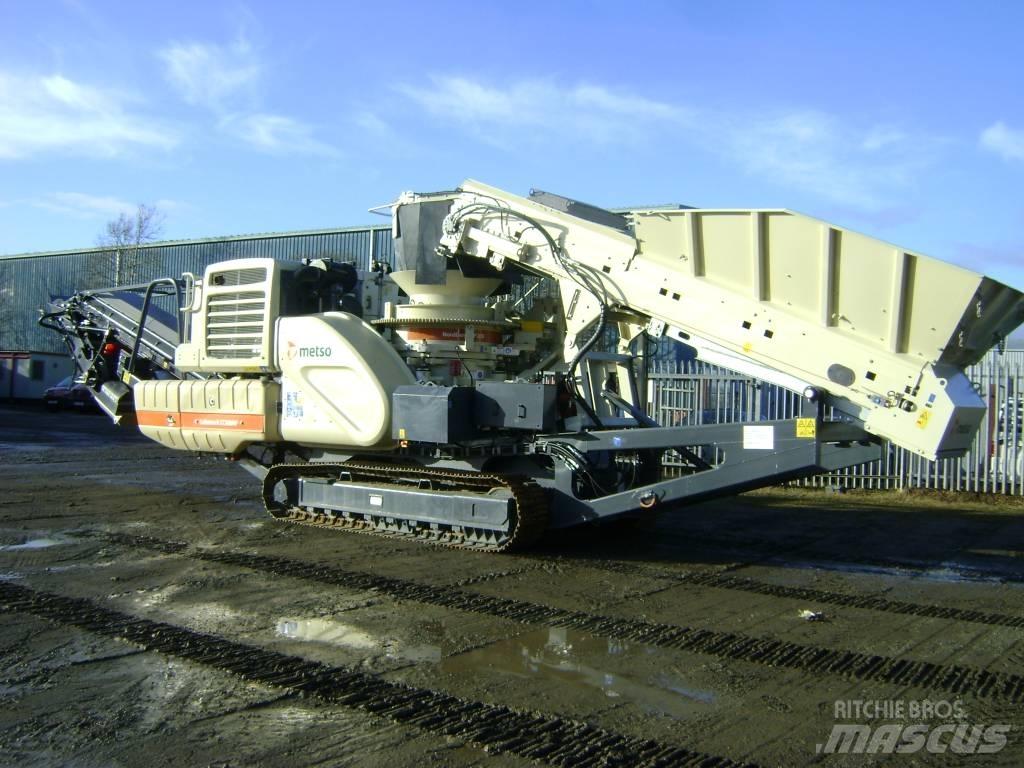 Metso LT 200 HP Мобільні дробарки