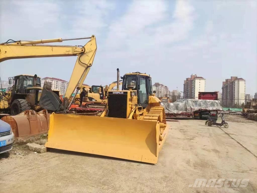 CAT D 6 M Гусеничні бульдозери